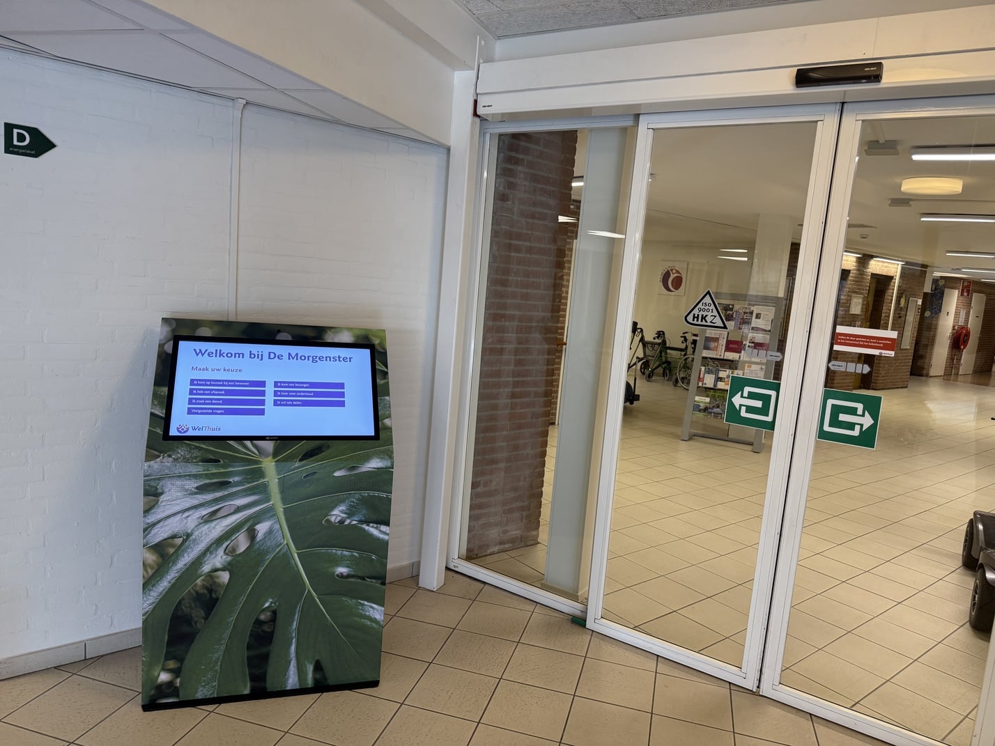 Virtuele receptie van Display4all in de entree van WelThuis